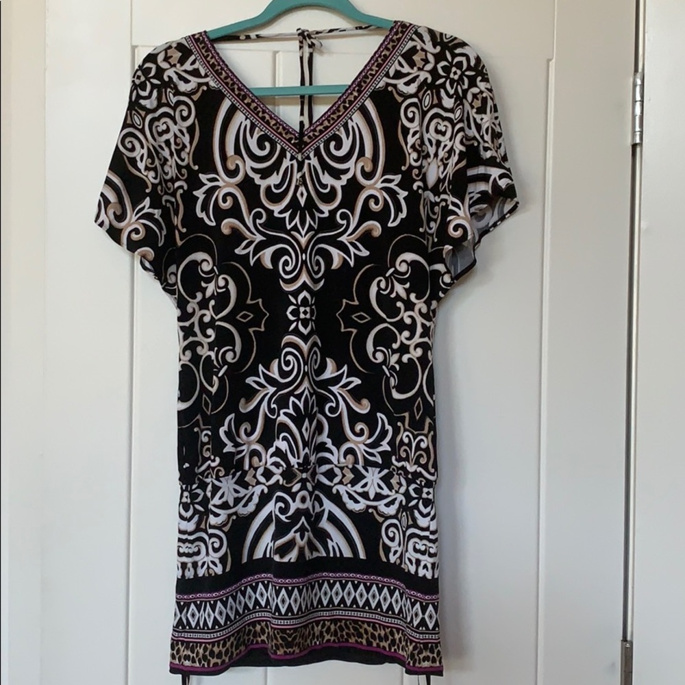 WHBM XS dress- loose up top, grips round bottom